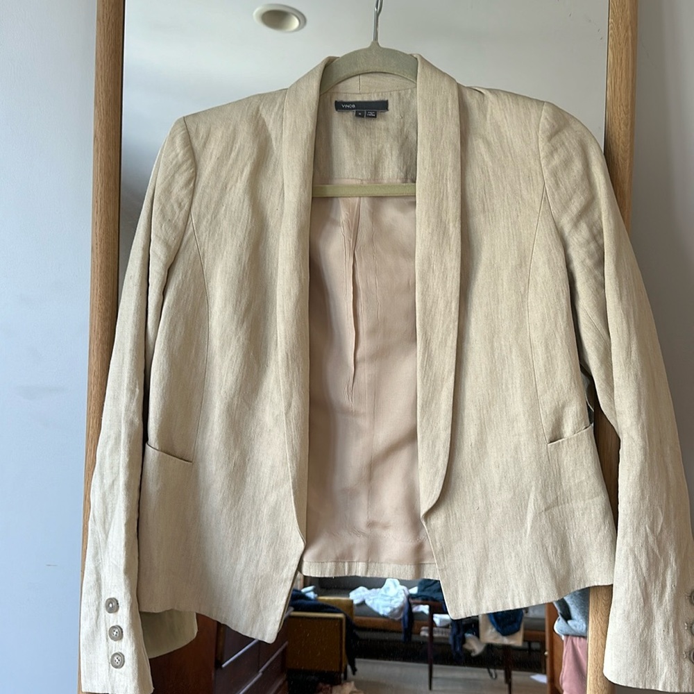 EUC Vince linen blazer 2